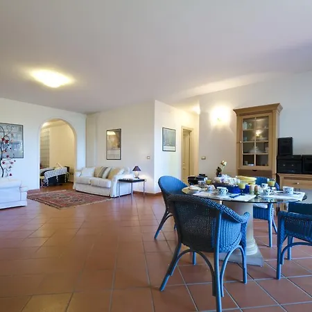 Couette-café Il Giardino Di Matilde Pérouse