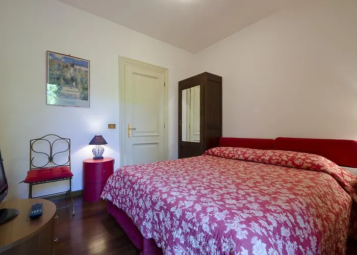 לינה וארוחת בוקר Il Giardino Di Matilde 3*